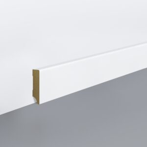 Lišta soklová Egger 60 hranatá "Cubical" L201 RAL9016 MDF fólia Biela pretierateľná 60x18x2400 mm